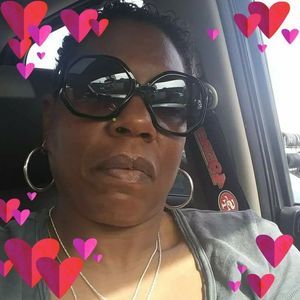 Meet your Posher, Deborah